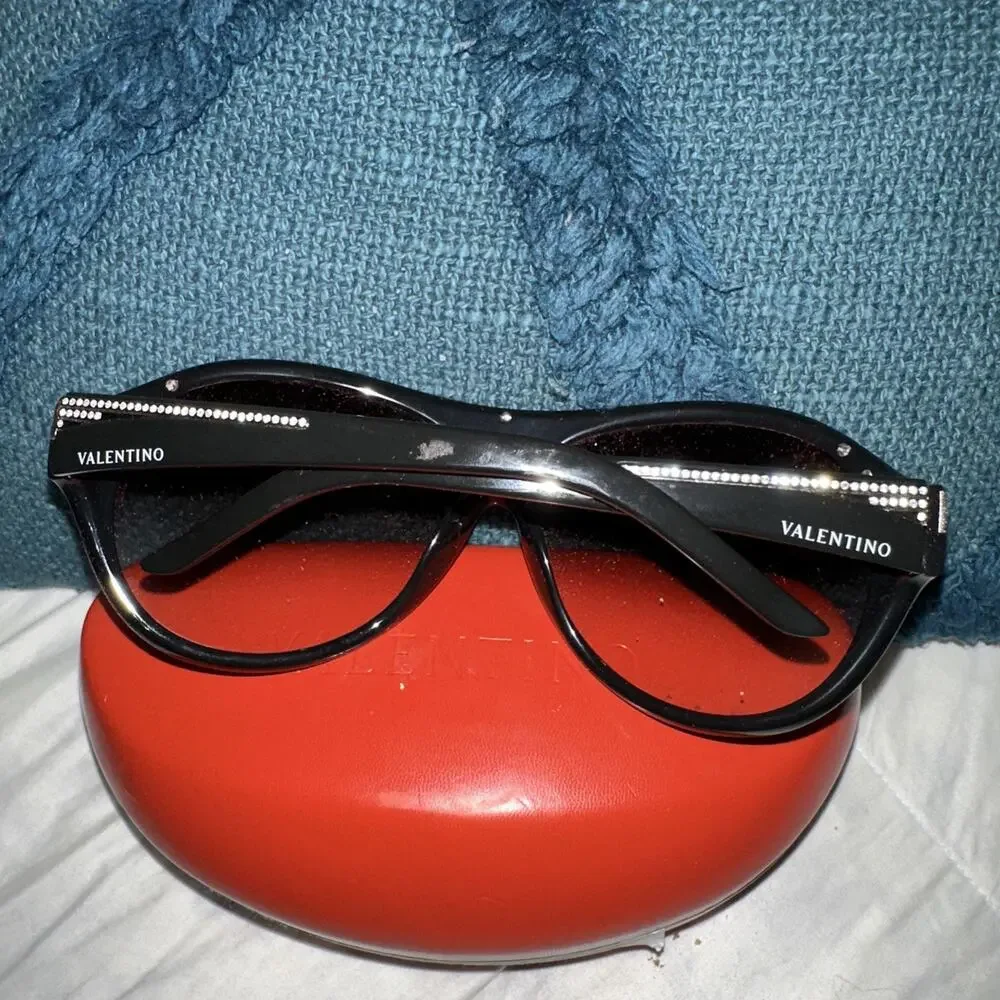 Authentic Valentino 5445S Unisex Rhinestone Bling Encrusted Black Case Cloth EUC - Picture 5 of 12